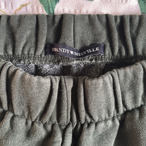 BRANDY MELVILLE Green Sweatpants - Picture 4 of 5